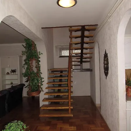 Tatil Evi Kossuth