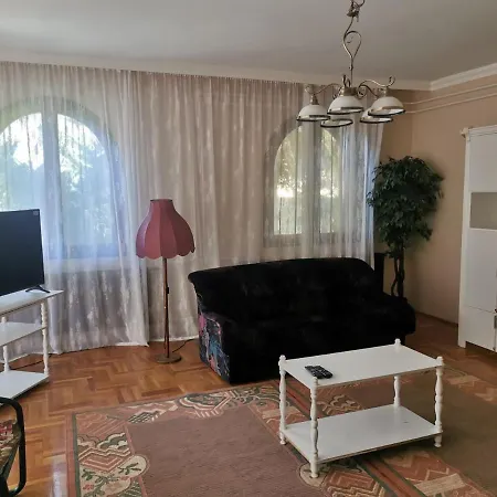 Dom wakacyjny Kossuth Apartman