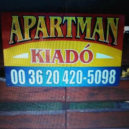 Holiday home Kossuth Apartman
