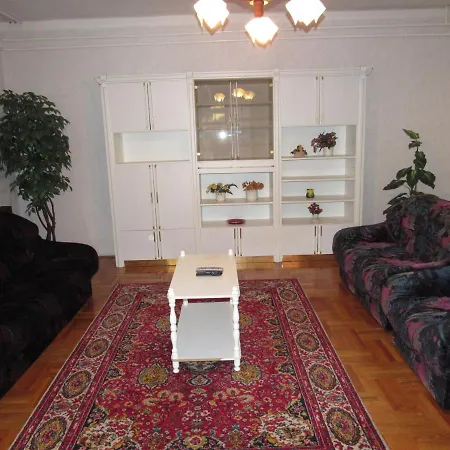 Kossuth Apartman