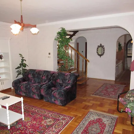 Kossuth Apartman