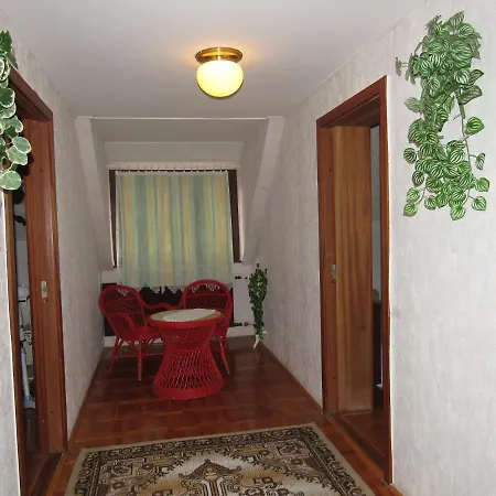 Holiday home Kossuth Apartman *